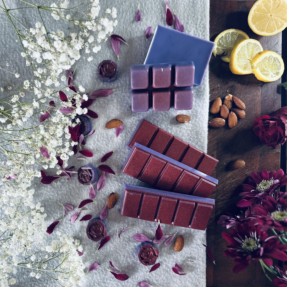 Luna soy Wax Melts inspired by La Vie Est Belle By Lancôme perfume