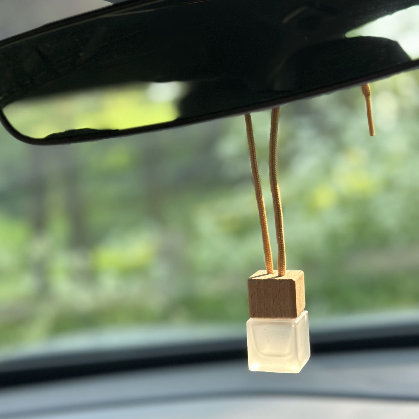 Black Cherry Car Fragrance Diffuser